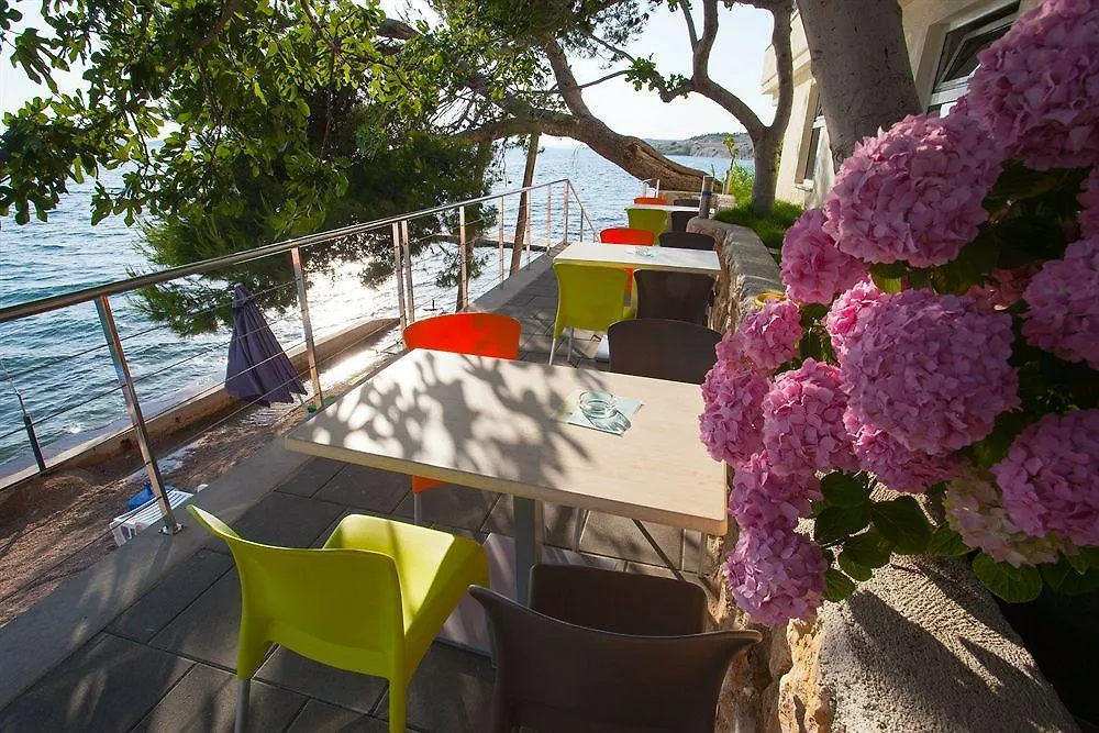Hotel Vila 4M Ražanac