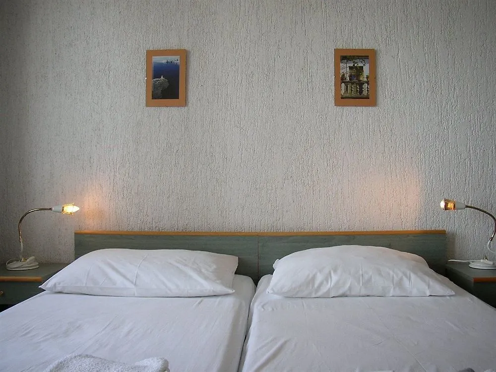Hotel Vila 4M Ražanac 4*,  Kroatië
